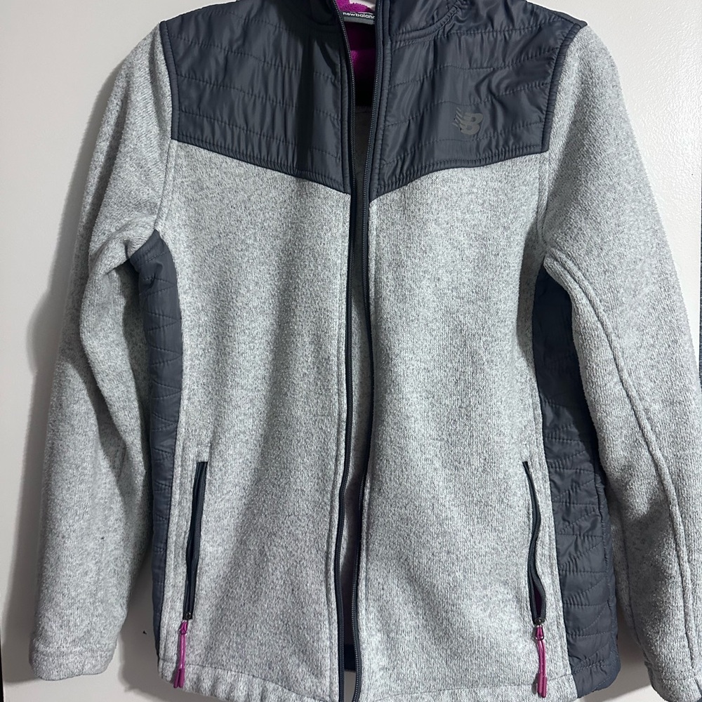 New Balance Women's‎ Gray and Black Sweater Jacket Large